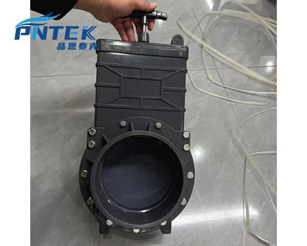 Válvula de Bola vs. Válvula de Compuerta Comparación lado a lado de una válvula de bola y una de compuerta